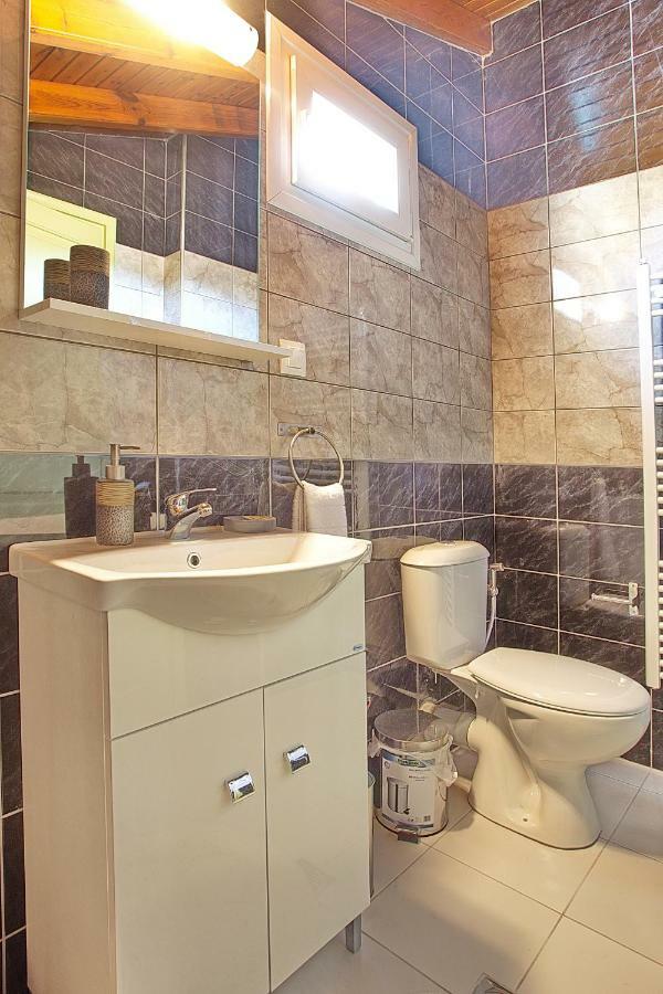 Darmani Spyros Apartments Mantouki Bagian luar foto