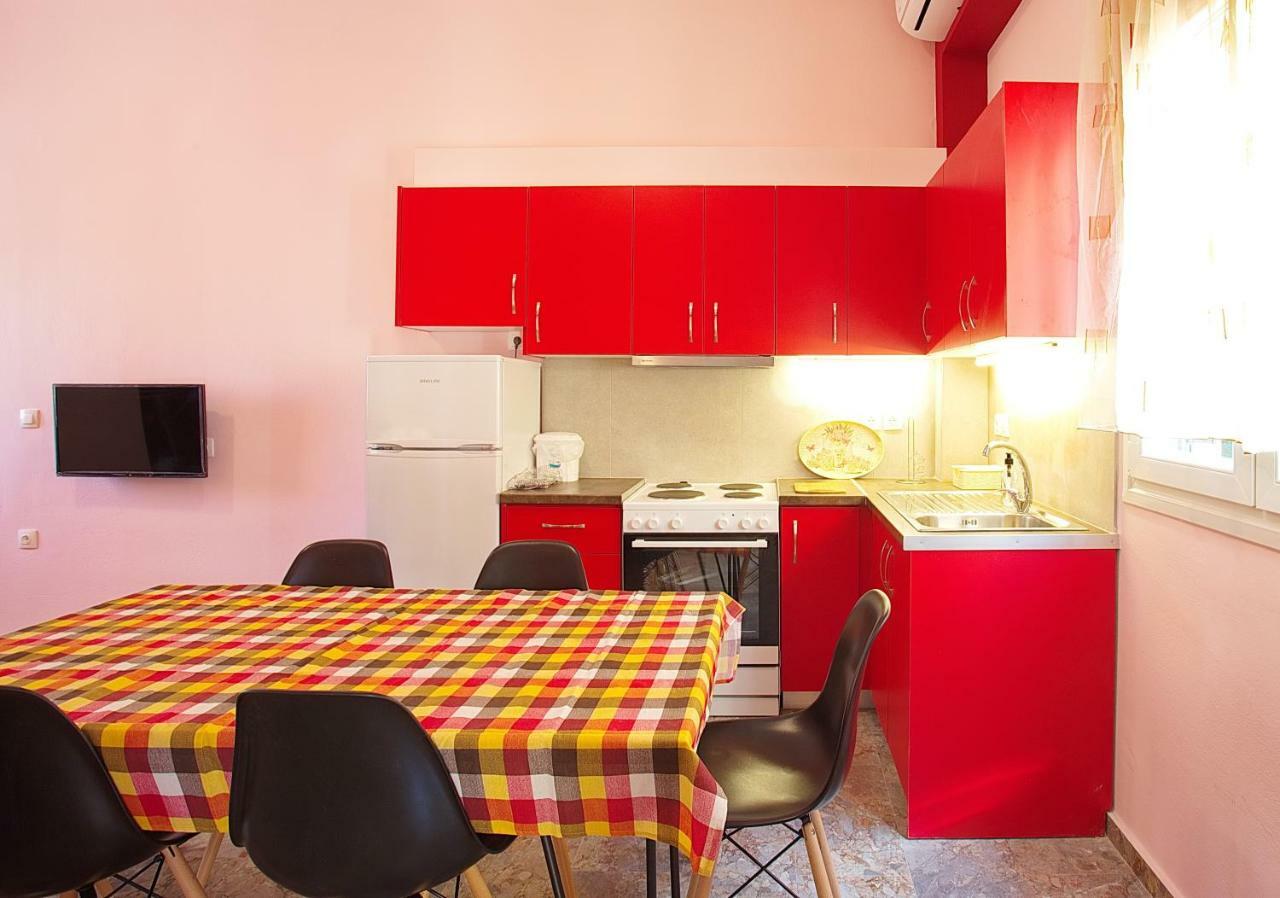 Darmani Spyros Apartments Mantouki Bagian luar foto
